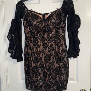 a'gaci Black Floral Lace Long Sleeve Dress